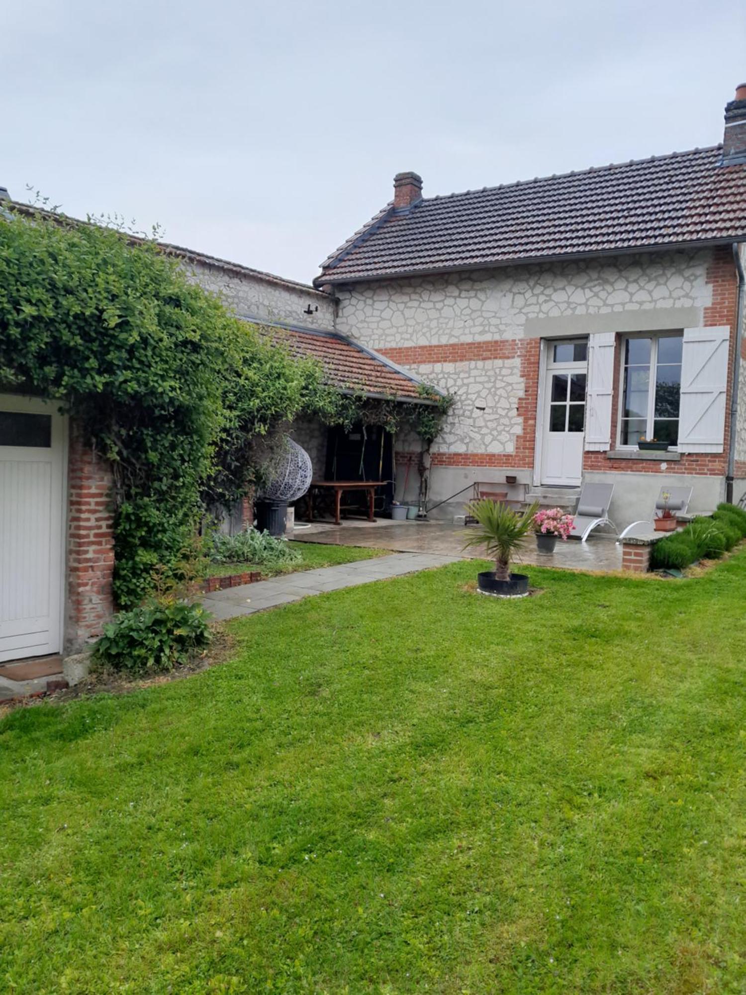 Gite, Maison A La Campagne Ardennes, Aisne,Marne Le Thour Exteriör bild